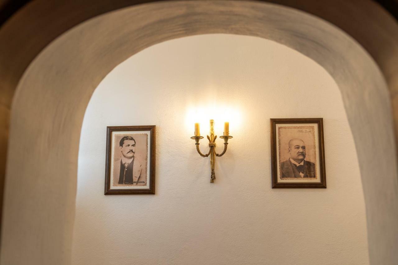 Historic Apartment In The Heart Of The City Veliko Tarnovo Exterior photo
