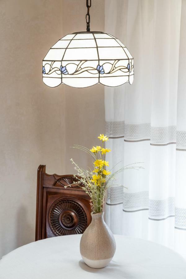 Historic Apartment In The Heart Of The City Veliko Tarnovo Exterior photo
